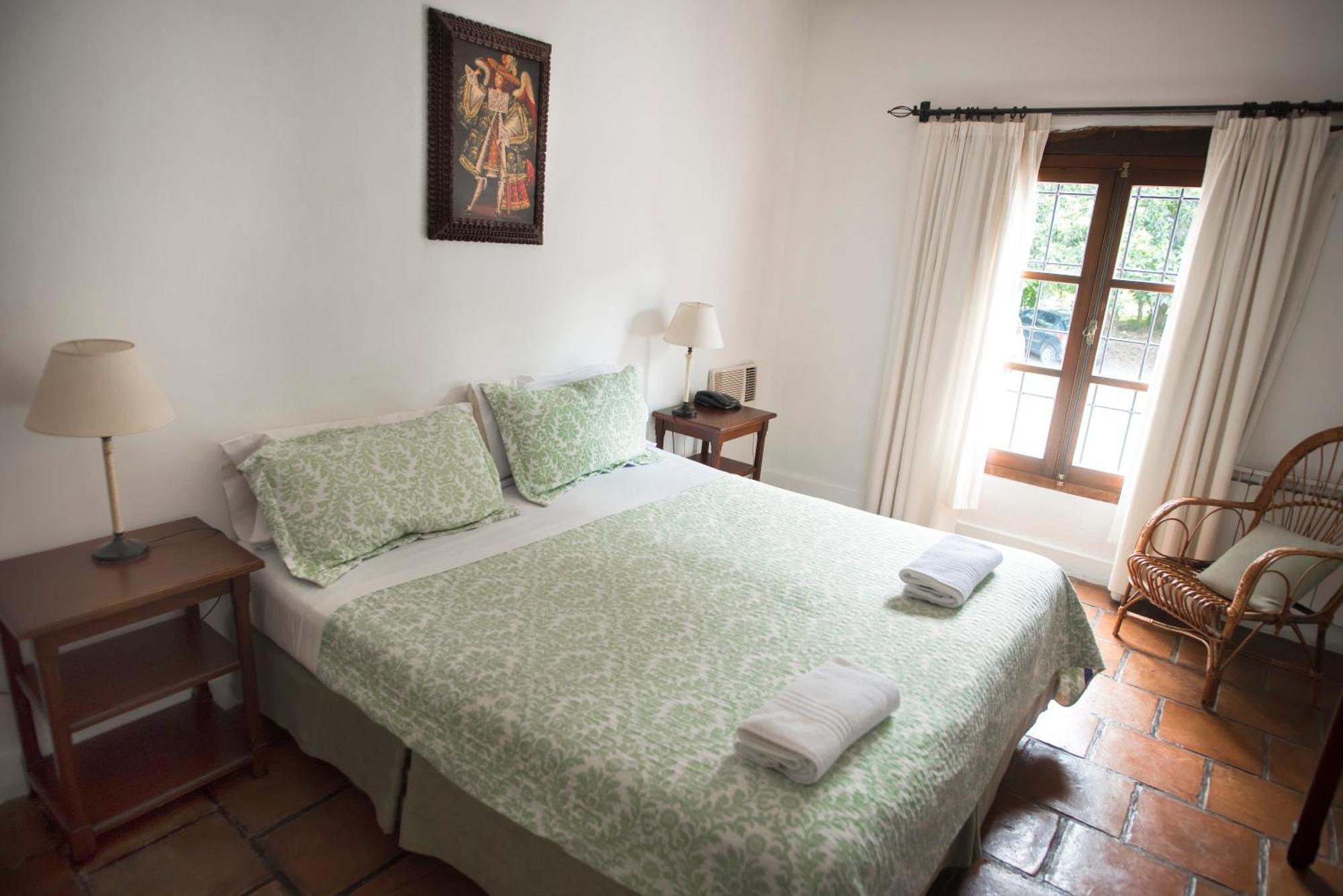 Las Moras Hotel Сан Лоренсо Екстериор снимка