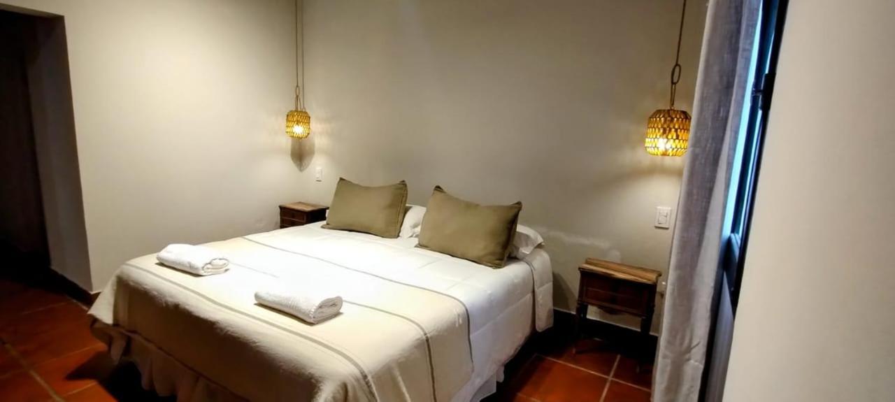 Las Moras Hotel Сан Лоренсо Екстериор снимка
